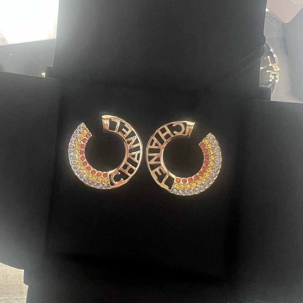 Chanel 2023 Cruise colorful earrings brand new with tags